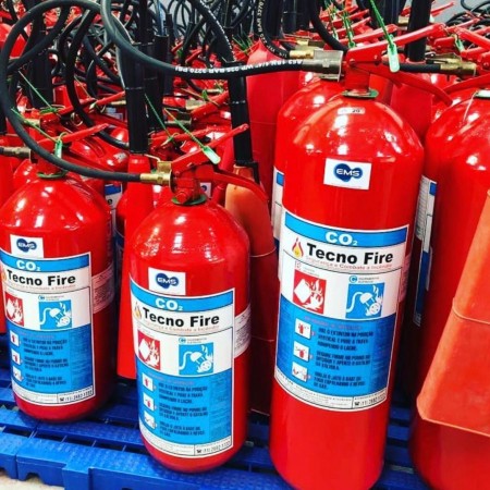 Imagem: Extintor de incêndio CO2 |Tecnofire Imagem: Extintor de incêndio CO2 |Tecnofire